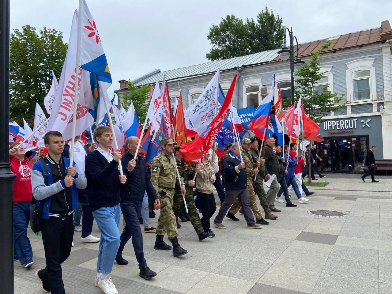 Митинг на площади победы