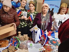 "Семейная мастерская " в  благотворительной выставке-продаже