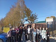 "Экодесант" по уборке территории Аллеи Героев