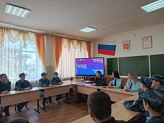 В Новобурасском районе сотрудники полиции приняли участие во Всероссийской акции «Студенческий десант»