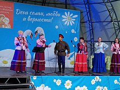 IV Новобурасский фестиваль «День семьи, любви и верности».