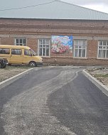 Подходит к завершению благоустройство пришкольной территории школы №1 в рабочем посёлке Новые Бурасы