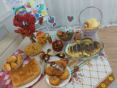 Парад национальных костюмов