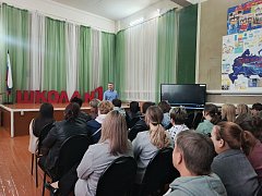 «Семья — источник любви и взаимопонимания»: как это обсуждали на родительском собрании