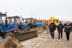 Дорожные службы Саратова и Энгельса доложили о готовности к работе в зимних условиях