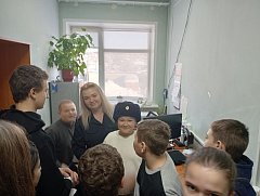 Экскурсия в полицию для участников проекта «Семейная мастерская»