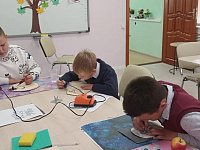 На занятиях в творческом  модуле "Огонёк"