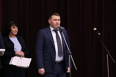 В Саратовской областной Думе чествовали многодетные семьи