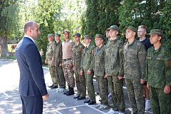 Юные гвардейцы приступили к военным учебным сборам