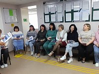 вручены памятки по профилактике дистанционных преступлений.