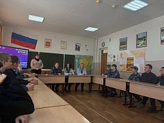 В Новобурасском районе сотрудники полиции приняли участие во Всероссийской акции «Студенческий десант»