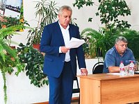 Глава Новобурасского района провел встречу с жителями Белоярского сельского поселения
