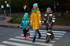 Светоотражатель для безопасности юных пешеходов