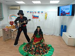 Парад национальных костюмов