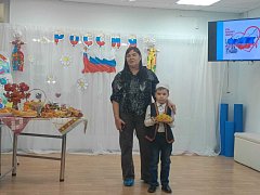 Парад национальных костюмов