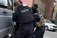 В Саратове при силовой поддержке бойцов Росгвардии задержан подозреваемый, который более 32 лет находился в федеральном розыске 