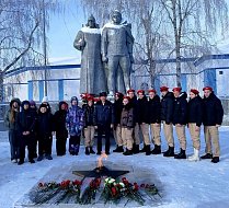 Напоминание о важности мира и о ценности каждой жизни