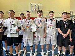 В рамках проекта "Дворовый тренер"прошли районные соревнования по баскетболу 