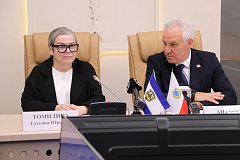 Саратовская и Херсонская областные Думы заключили соглашение о сотрудничестве