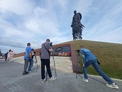 ЮНЫХ ЖУРНАЛИСТОВ И КИНЕМАТОГРАФИСТОВ САРАТОВСКОЙ ОБЛАСТИ ПРИГЛАШАЮТ НА ФЕСТИВАЛИ «ВОЛЖСКИЕ ВСТРЕЧИ»!