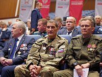 Первые участники региональной программы «Наши Герои» встретились сегодня с губернатором Саратовской области