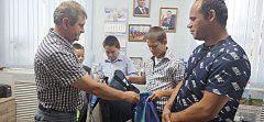 Акция "Собери ребенка в школу" продолжается