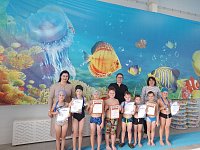 Первые соревнования по плаванию