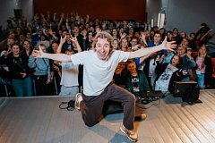 ЮНЫХ ЖУРНАЛИСТОВ И КИНЕМАТОГРАФИСТОВ САРАТОВСКОЙ ОБЛАСТИ ПРИГЛАШАЮТ НА ФЕСТИВАЛИ «ВОЛЖСКИЕ ВСТРЕЧИ»!