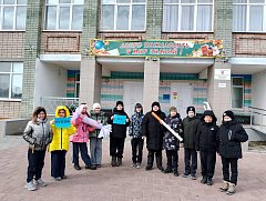 В комплексном центре социального обслуживания населения Новобурасского района прошла социальная акция "Меняю конфетку на сигаретку"