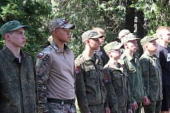 Юные гвардейцы приступили к военным учебным сборам
