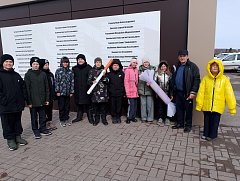 В комплексном центре социального обслуживания населения Новобурасского района прошла социальная акция "Меняю конфетку на сигаретку"