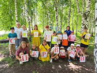 Летний день в пришкольном лагере: квест и бассейн